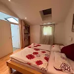Lägenhet Wohlfuehloase Mit 2 Baeder 80 Qm Grabenstätt
